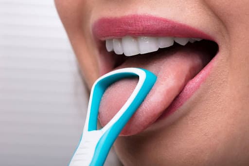 Benefits of Using Tongue Scrapers