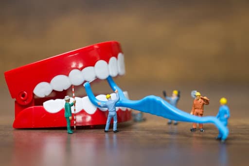 Visit-a-Dentist-Right-Away