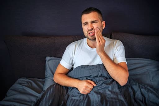 Toothache at Night