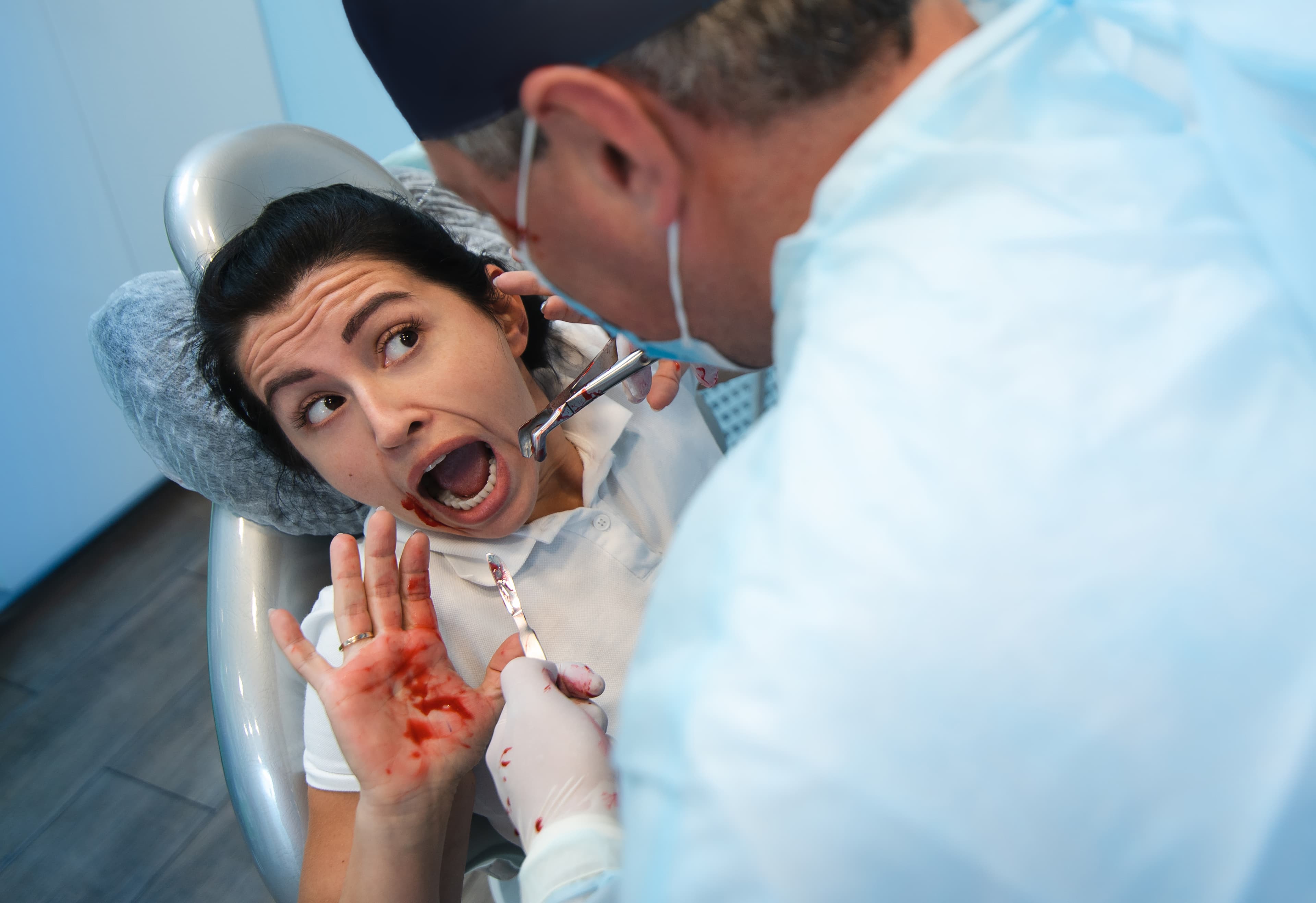 Emergency dental care services for late night toothaches